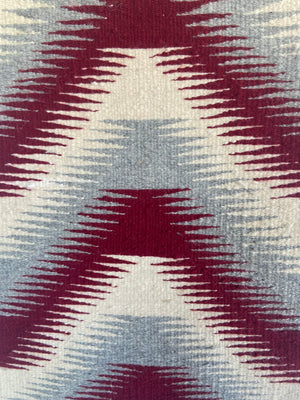 Throw Navajo Weaving : 3433 : 13" x 21" (1'1" x 1'9")